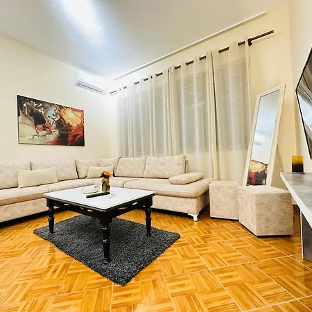 بيت للعطل The Domi *