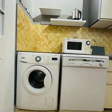 The Domi بيت للعطل دراس