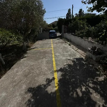 The Domi بيت للعطل *