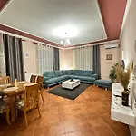 The Domi Villa&apartments Dom wakacyjny Durrës