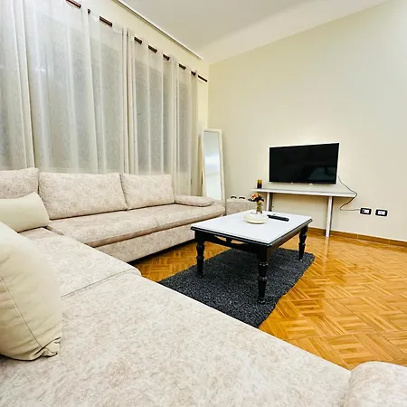 The Domi Villa&apartments Semesterbostad