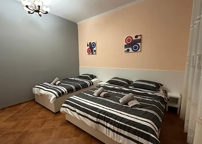 The Domi Villa&apartments